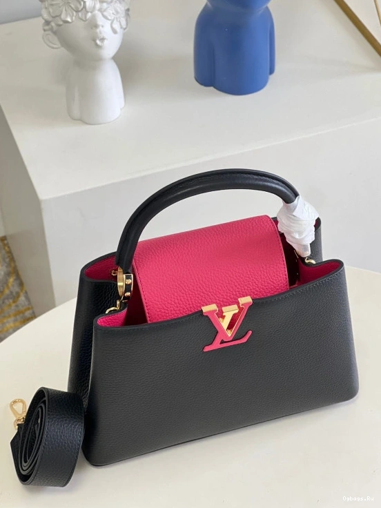 MM Louis Vuitton CAPUCINES 0331